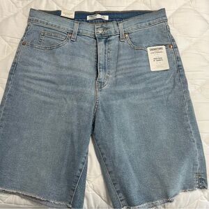 Signature Women Light Blue Jean Shorts